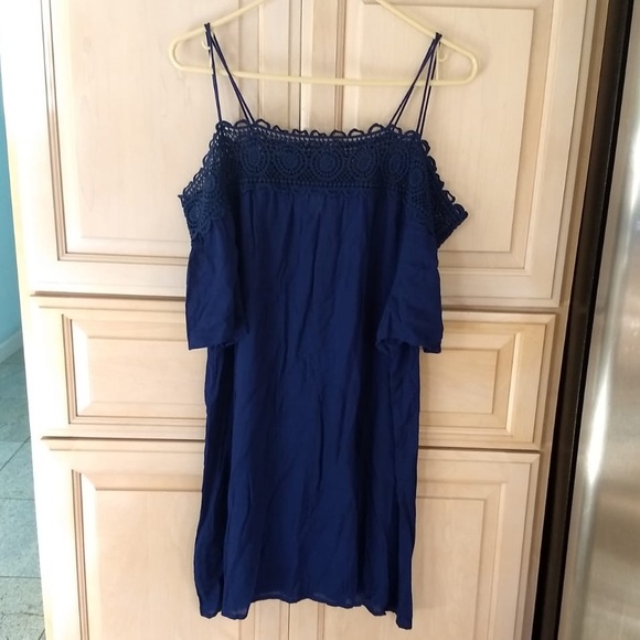 🆕 Koy Resort: Miami Open-Shoulder Dress - Picture 3 of 5